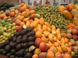 Actividades primarias se reducen por baja producción de tomate verde, mango, aguacate y limón. ARCHIVO  /