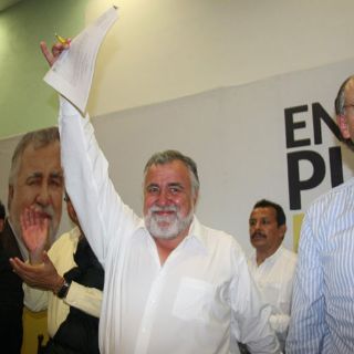 Inequidad en la campaña, limitante para Encinas