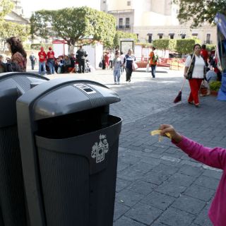 Separar residuos en papeleras del Centro aumentaría 20% el costo