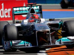 El Mercedes de Michael Schumacher de la Fórmula 1 durante el Gran Premio de Europa. AP  /