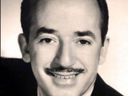 Fue hijo del compositor, director de orquesta, intérprete y músico del mismo nombre. ESPECIAL  /