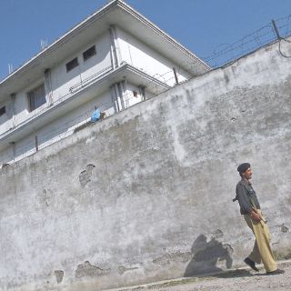 Hijo de Bin Laden duda que su padre esté muerto