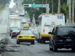 Transportistas de la ruta 62 señalan que disidentes pretenden que éstos sean llevados al corralón. ARCHIVO  /