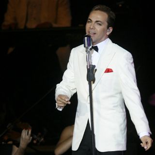 Cristian Castro quiere ser el mejor baladista de México