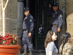 Pese a la constante vigilancia en la Presidencia de Guadalajara, fueron “plantados” micrófonos en varias oficinas. A. HINOJOSA  /