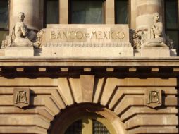 El Banco de México realizó la encuesta entre analistas del sector privado. ARCHIVO  /
