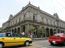 La Secretaría de Seguridad Ciudadana de Guadalajara descarta que sea su responsabilidad proteger el edificio. ARCHIVO  /