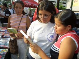 El Conaculta recordó que existen alrededor de cuatro mil salas de lectura en todo el país en espacio de fácil acceso. ARCHIVO  /