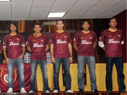 Braulio Luna (Der.), entre otros, es una de los nuevos jugadores de los Estudiantes que jugó hoy contra los Leones Negros. MEXPORT  /