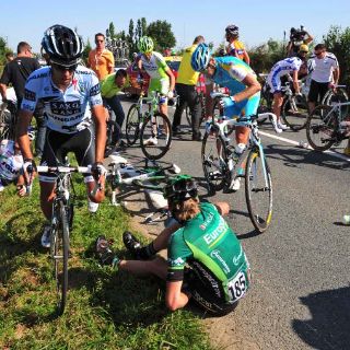 Contador optimista  tras caída en el Tour de Francia