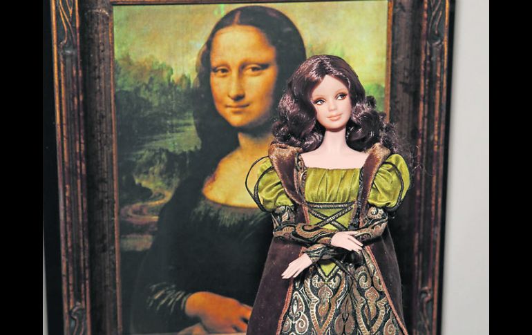 Muñeca Barbie inspirada en la Mona Lisa. ESPECIAL  /