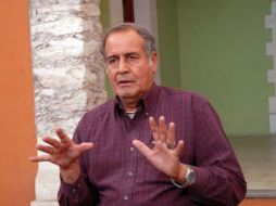 El padre Pedro Pantoja afirma que con las historias narradas por los ilegales se puede iniciar una investigación. NTX  /