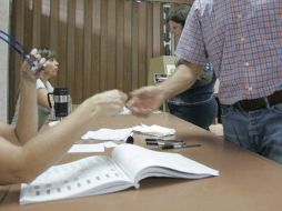 Afirman que votar es una situación estresante tanto a nivel emocional como psicológica. EFE  /