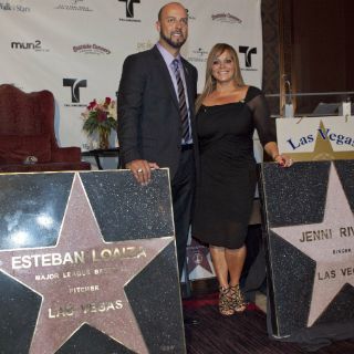 Jenni Rivera y su esposo celebran ser parte del Paseo de las Estrellas