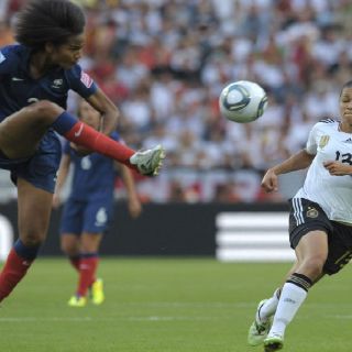 Alemania saca el triunfo 4-2 a Francia