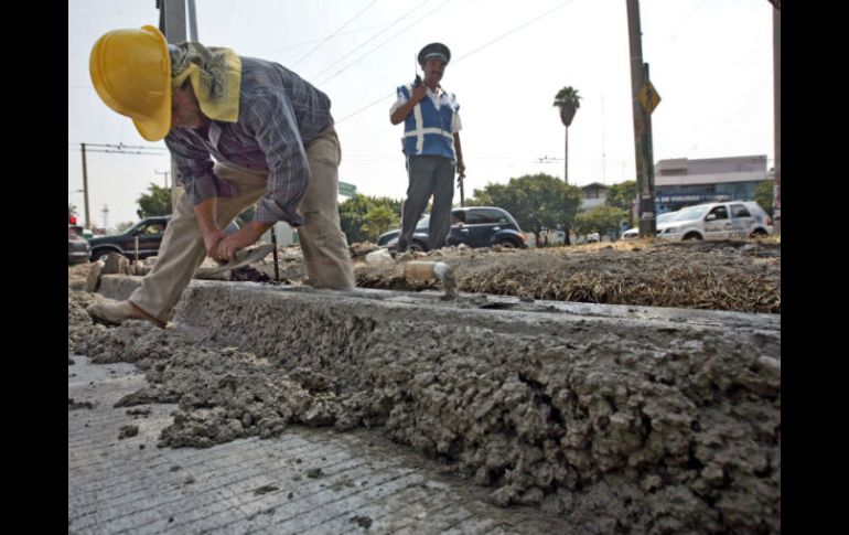 Pese a que el crédito tapatío no ha sido registrado, los trabajos continúan. A. HINOJOSA  /