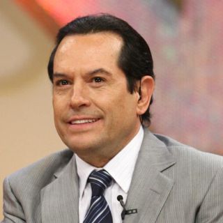 Celebra ‘Pepillo’ quinto aniversario de su programa 'Derecho de admisión'