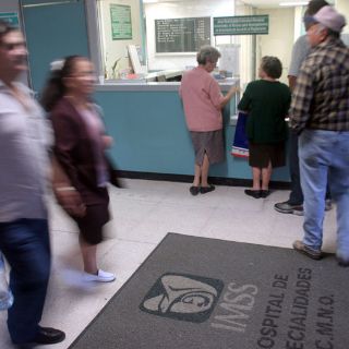 Finanzas del IMSS, en situación precaria