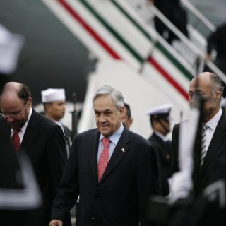 Piñera arriba a México