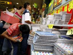 No hay justificación para aumentar precios de los útiles, dado que este año se experimentó un alza de cinco por ciento. ARCHIVO  /
