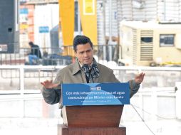 El mandatario mexiquense Enrique Peña Nieto supervisó en Ecatepec el túnel emisor oriente. NTX  /