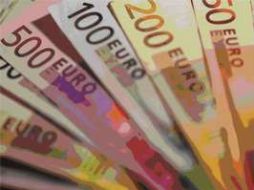 En 2010, de las 91 entidades analizadas, sólo siete suspendieron el test al no alcanzar la solvencia económica. ARCHIVO  /