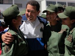 Apenas ayer, Hugo Chávez hizo una visita sorpresa a la Academia Militar. AP  /