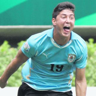 Uruguay, emocionado por jugar en el Azteca
