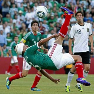Tres mexicanos por el balón de Oro