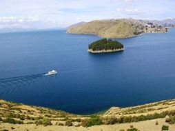 El proyecto evaluó las perspectivas medioambientales en el lago Titicaca. ESPECIAL  /