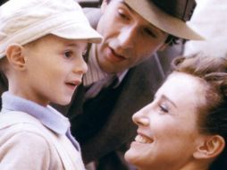 El filme narra la historia de un judío italiano que es llevado a un campo de concentración junto a su hijo. ESPECIAL  /