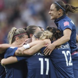 Francia avanza en el Mundial Femenil