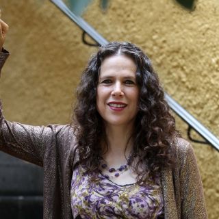 Luvina explora en el ensayo