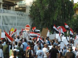 Los simpatizantes del régimen sirio comenzaron la protesta contra Robert Ford el viernes. EFE  /