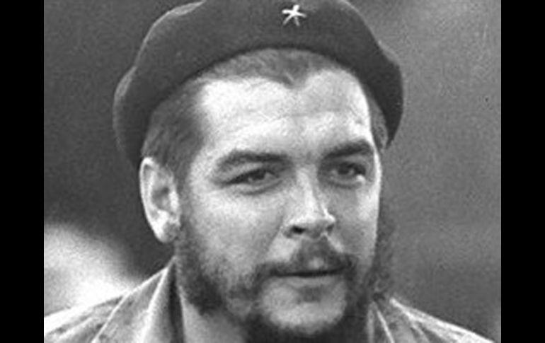 Objetos, documentos y fotografías onforman la muestra actual del museo al 'Che' Guevara. EL UNIVERSAL  /