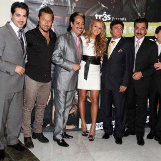 Los Tigres del Norte y Paulina Rubio en primer sitio radial