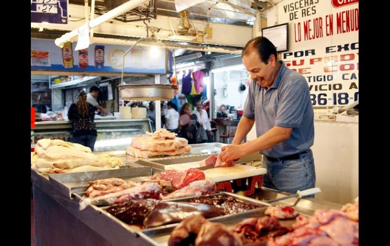 Para evitar intoxicaciones, la SSJ pide a la población comprar hígado de res en carnicerías certificadas por la dependencia.E. PACHECO.  /