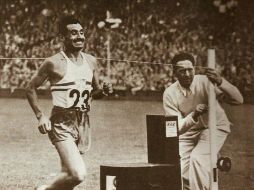 Delfor Cabrera se llevó el oro en el maratón de Londres 1948 y repitió la hazaña en Buenos Aires 1951. ESPECIAL  /