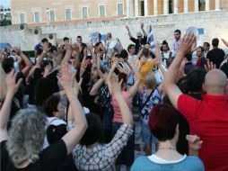 'Un barco para Gaza' pretende romper el embargo naval israelí y llevar unas cinco mil toneladas de ayuda humanitaria a Gaza. ARCHIVO  /
