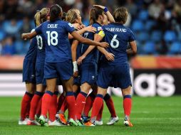 Las jugadoras de la Selección Femenil de Francia pelean por su pase a finales en Mundial Femenil. MEXSPORT  /
