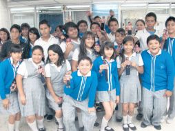 Emocionados por conocer el proceso periodístico. J. SÁNCHEZ  /