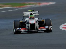 'Checo' durante la carrera del Gran Premio de Gran Bretaña en Silverstone. AFP  /