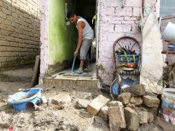 La colonia La Martinica, de Zapopan, resultó con inundaciones en 45 casas, con pérdida de menaje para los vecinos. A. CAMACHO  /