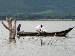 El lago se halla sobre la cota 95.31 y almacena cinco mil 89 millones de metros cúbicos de agua. S. NÚÑEZ  /