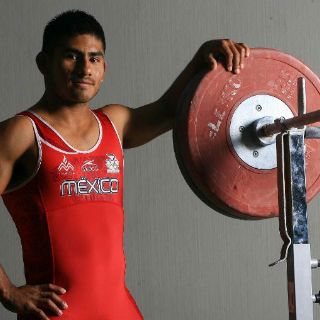 Pesistas de 12 países compiten en Guadalajara