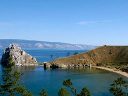 El lago alberga la quinta parte de las reservas mundiales de agua dulce. ESPECIAL  /
