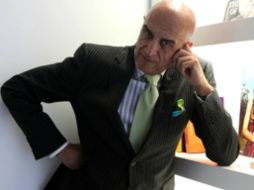 A través de su Twitter dio a conocer que ya trabaja con la escritora Ángeles Mastretta.EL UNIVERSAL  /