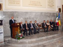 Alfonso Rejón, Ricardo López, Luis Córdoba, Rafael Castellanos, Celso Rguez, Mariana Fdez, Pedro Ruiz y Alejandro Guevara y Fernando G.  /