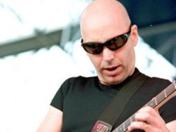 Satriani ha conseguido dominar casi todas las técnicas de ejecución de la guitarra. ESPECIAL  /