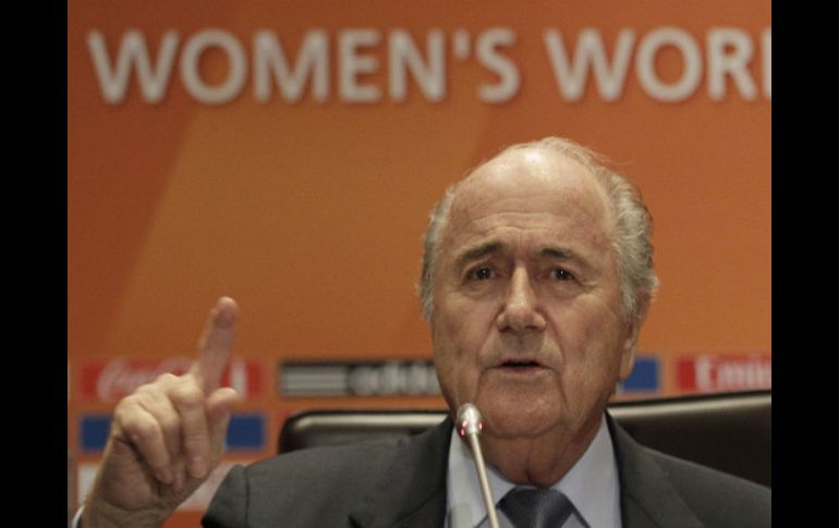 Para el presidente de la FIFA, 'el futbol femenino se ha convertido en un fenómeno mundial'. AP  /